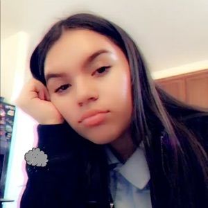 Meet your Posher, Hellen